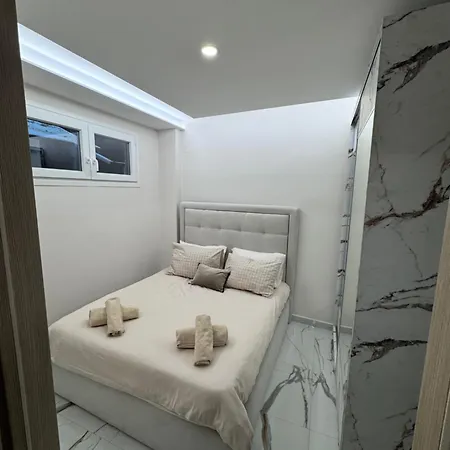 Center Guest house *